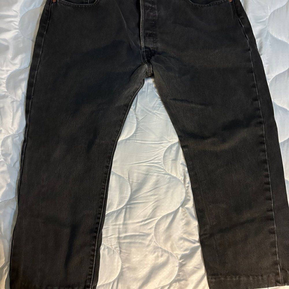 Levis 501 Button down Black Jeans Waist: 38, Inseam 24 inches
